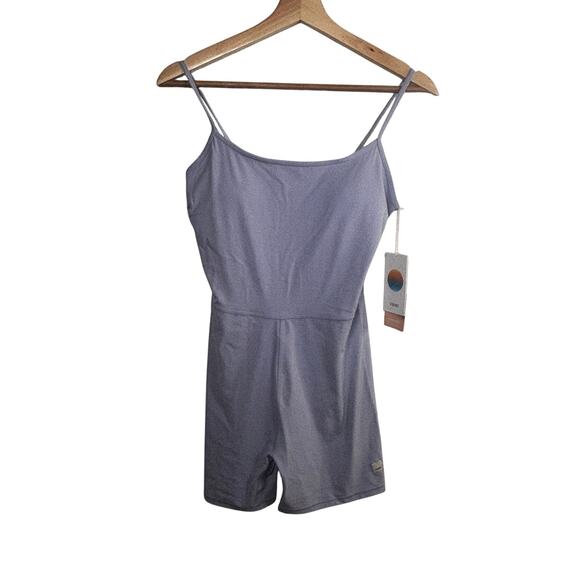 NEW Vuori All The Feels Onesie in Lavendar Mist Size Medium MSRP $118 - Picture 3 of 5